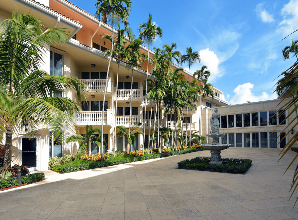 Doral villa - Doral Main Clubhouse, Doral, FL